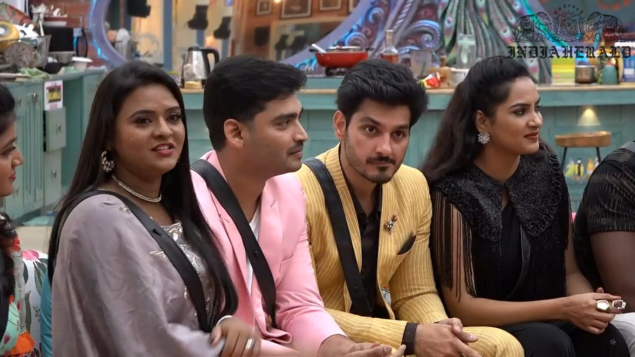 Bigg Boss Telugu Season 3 Day 13 Hot Stills Set 3