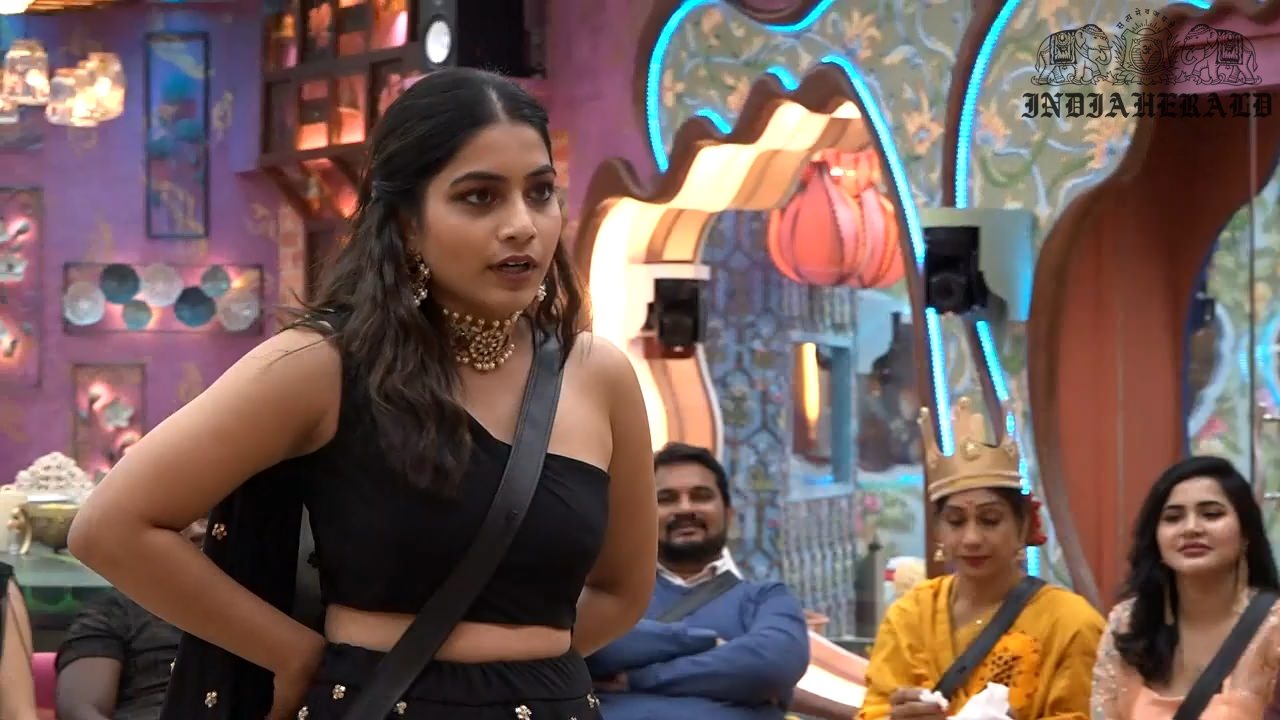 Bigg Boss Telugu Season 3 Day 13 Hot Stills Set 3