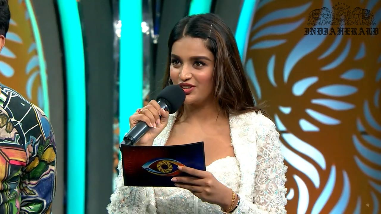 Bigg Boss Telugu Season 3 Day 14 Hot Stills Set 3