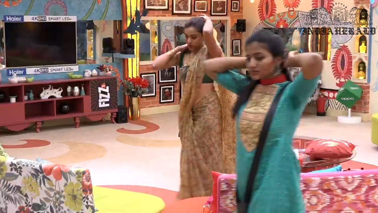 Bigg Boss Telugu Season 3 Day 15 Hot Stills Set 3