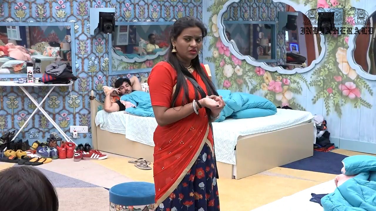 Bigg Boss Telugu Season 3 Day 18 Hot Stills Set 1