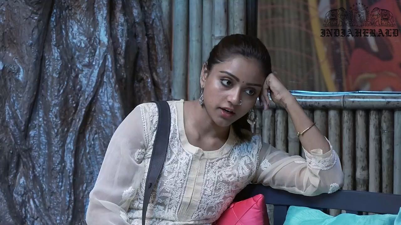 Bigg Boss Telugu Season 3 Day 20 Hot Stills Set 1