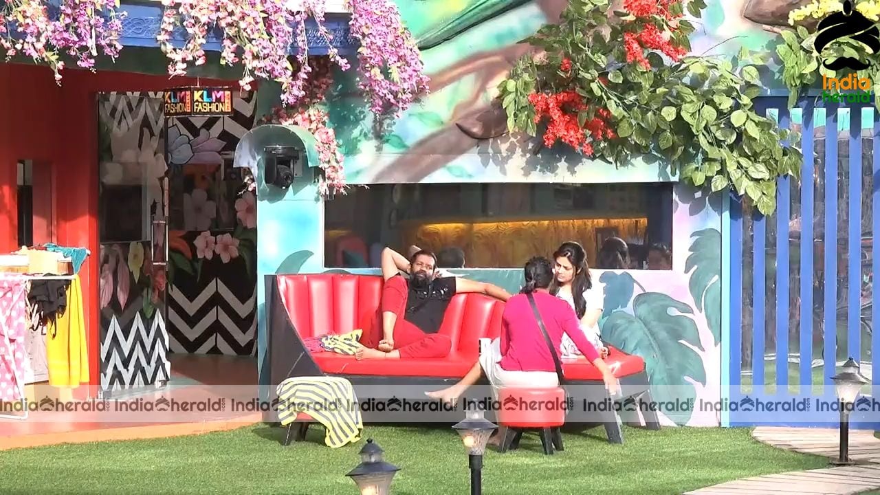 Bigg Boss Telugu Season 3 Day 22 Hot Stills Set 1