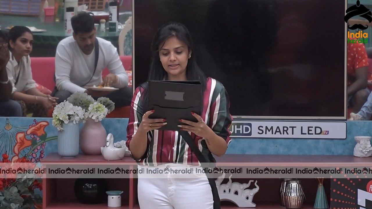 Bigg Boss Telugu Season 3 Day 24 Hot Stills Set 2
