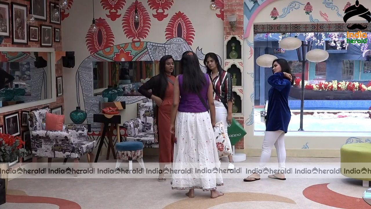 Bigg Boss Telugu Season 3 Day 24 Hot Stills Set 2