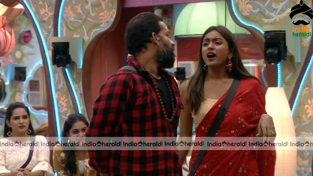 Bigg Boss Telugu Season 3 Day 28 Hot Stills Set 3