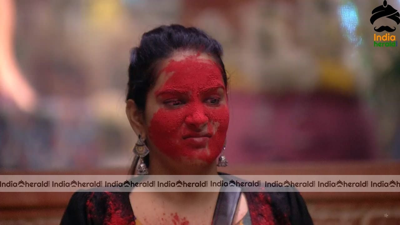 Bigg Boss Telugu Season 3 Day 29 Hot Stills Set 3