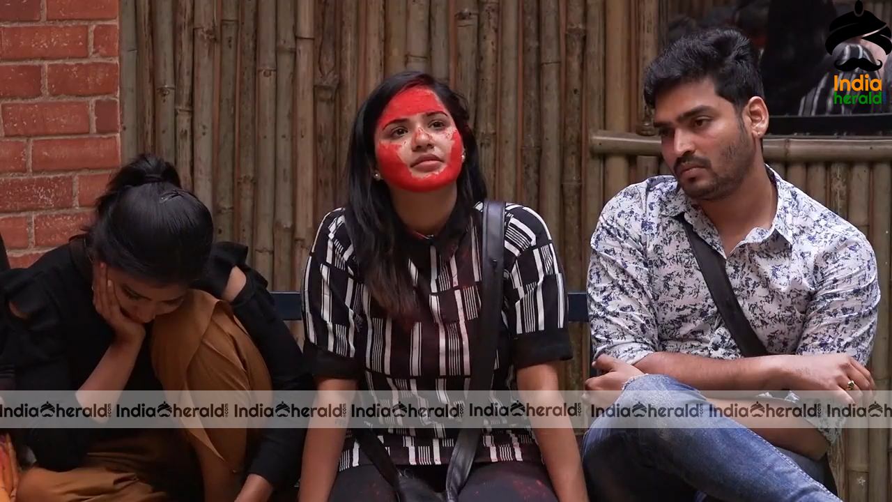 Bigg Boss Telugu Season 3 Day 29 Hot Stills Set 3