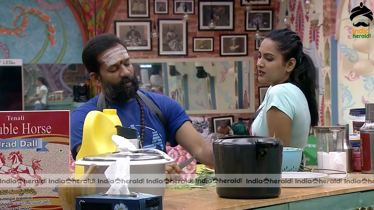 Bigg Boss Telugu Season 3 Day 30 Hot Stills Set 2