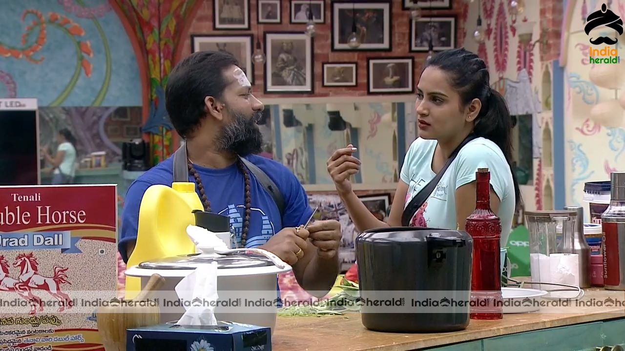 Bigg Boss Telugu Season 3 Day 30 Hot Stills Set 2