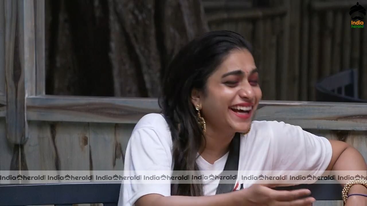 Bigg Boss Telugu Season 3 Day 31 Hot Stills Set 1