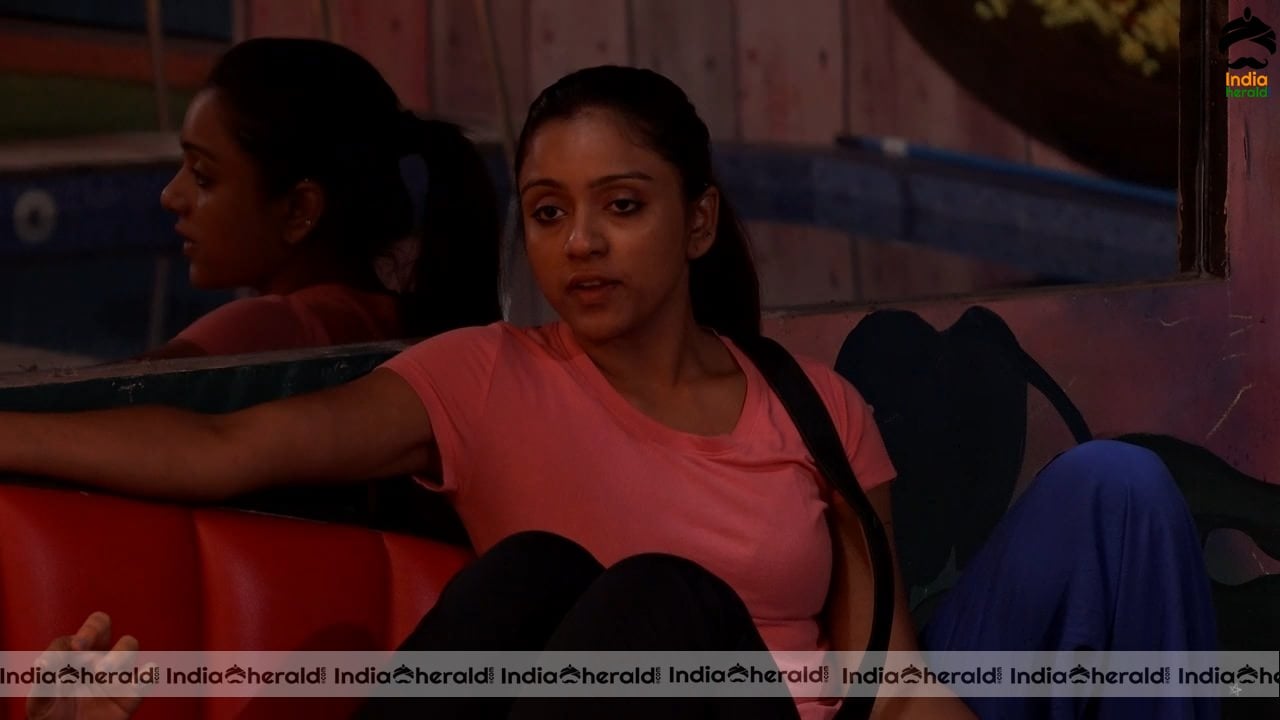 Bigg Boss Telugu Season 3 Day 32 Hot Stills Set 2