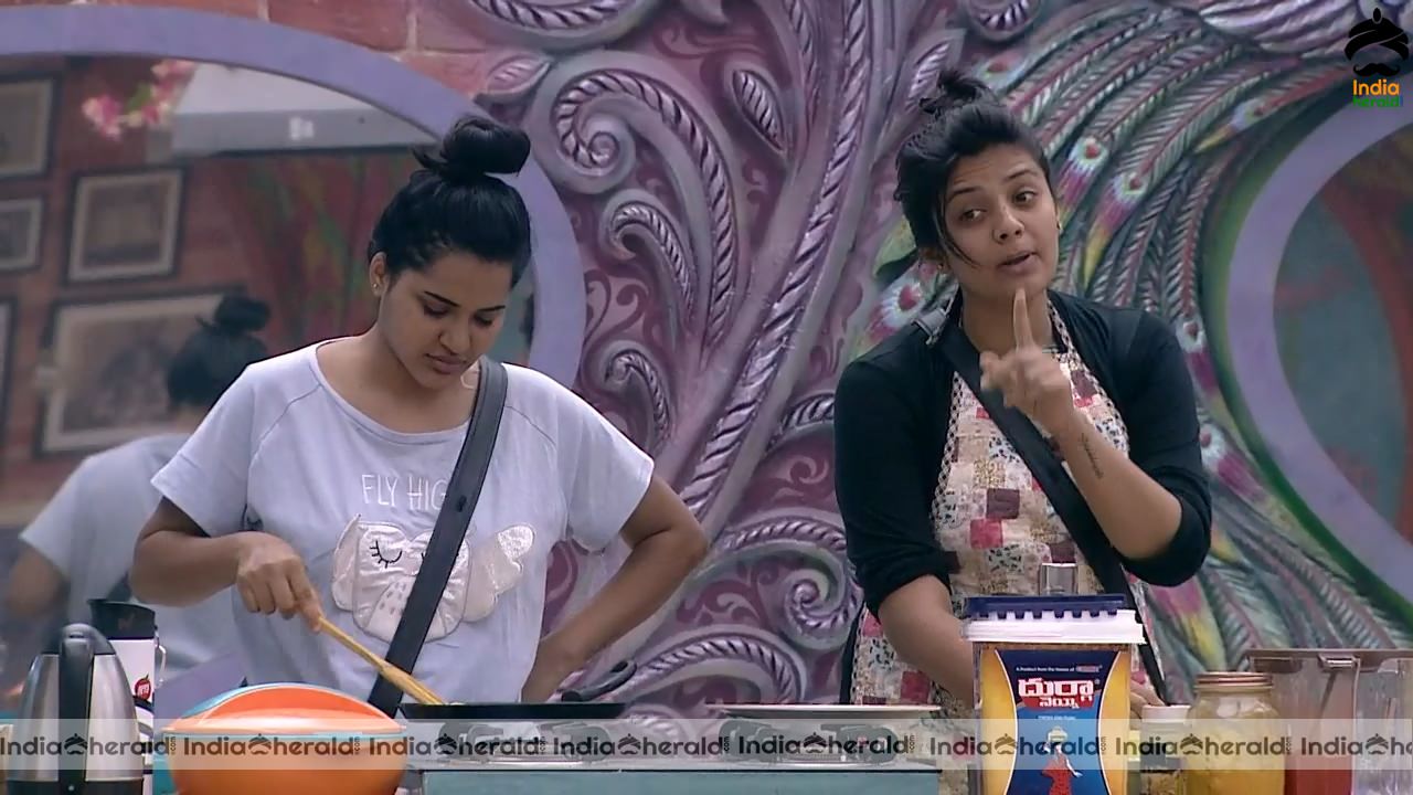 Bigg Boss Telugu Season 3 Day 33 Hot Stills Set 1