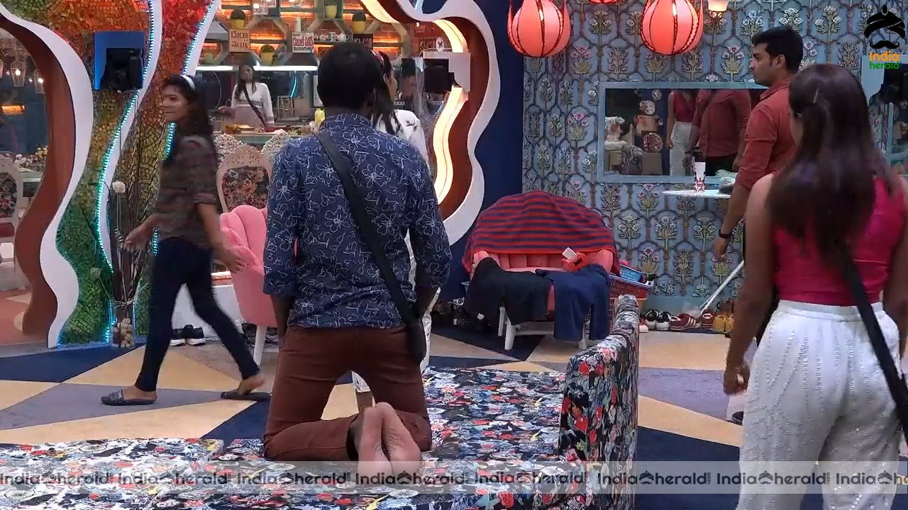 Bigg Boss Telugu Season 3 Day 33 Hot Stills Set 3