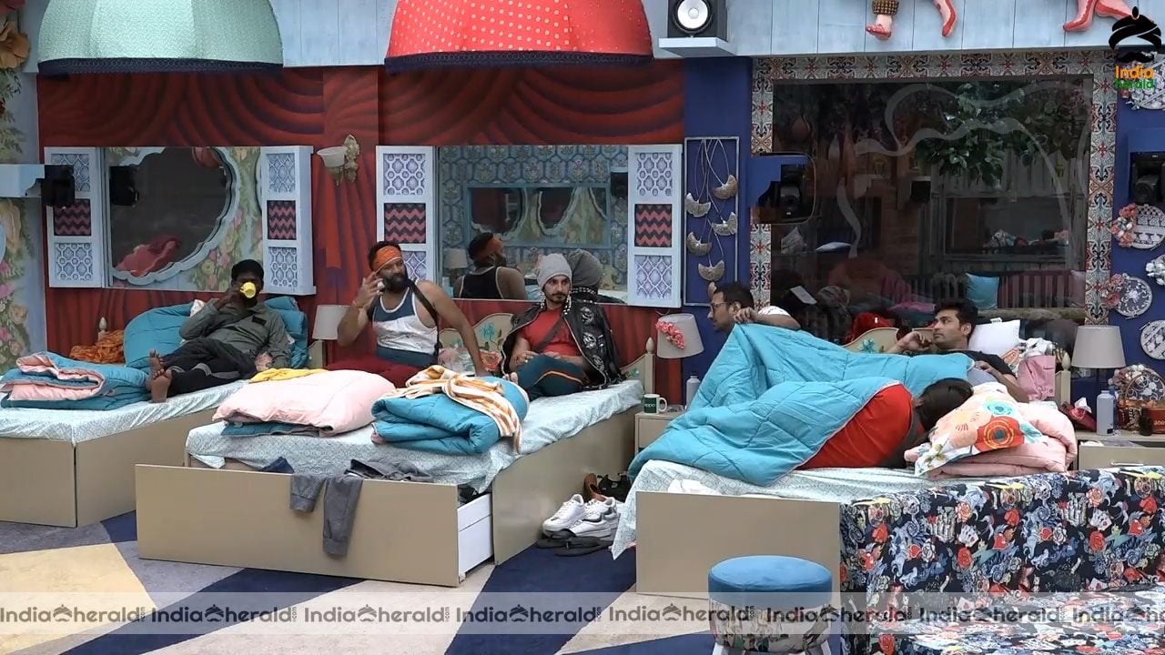 Bigg Boss Telugu Season 3 Day 34 Hot Stills Set 1
