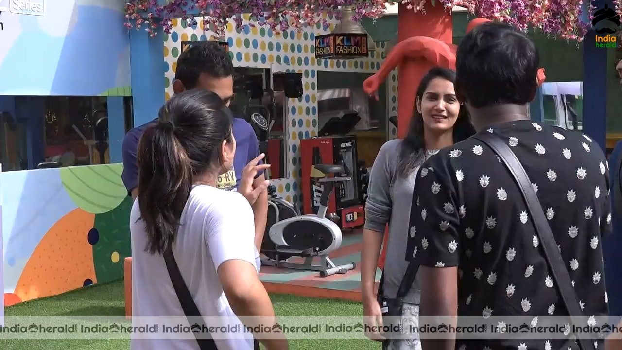 Bigg Boss Telugu Season 3 Day 37 Hot Stills Set 1