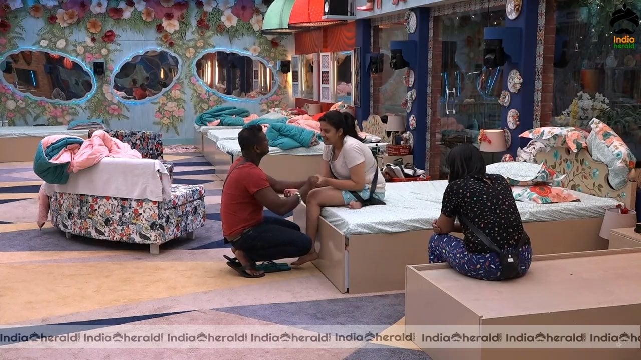 Bigg Boss Telugu Season 3 Day 37 Hot Stills Set 3