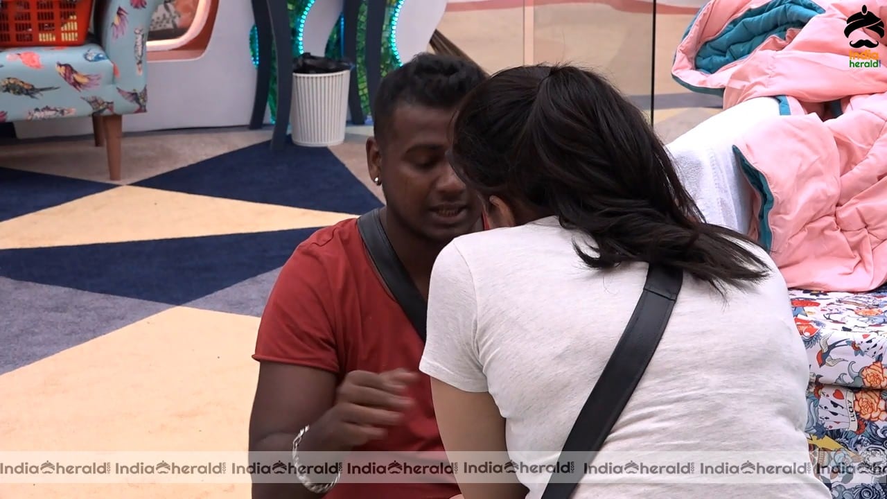 Bigg Boss Telugu Season 3 Day 37 Hot Stills Set 3