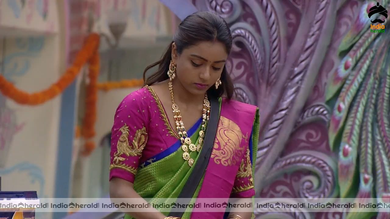 Bigg Boss Telugu Season 3 Day 43 Hot Stills Set 1