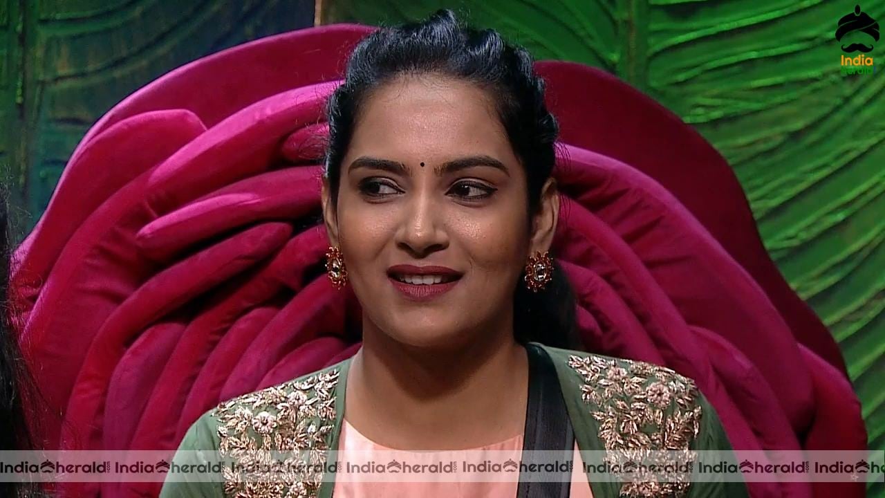 Bigg Boss Telugu Season 3 Day 43 Hot Stills Set 2