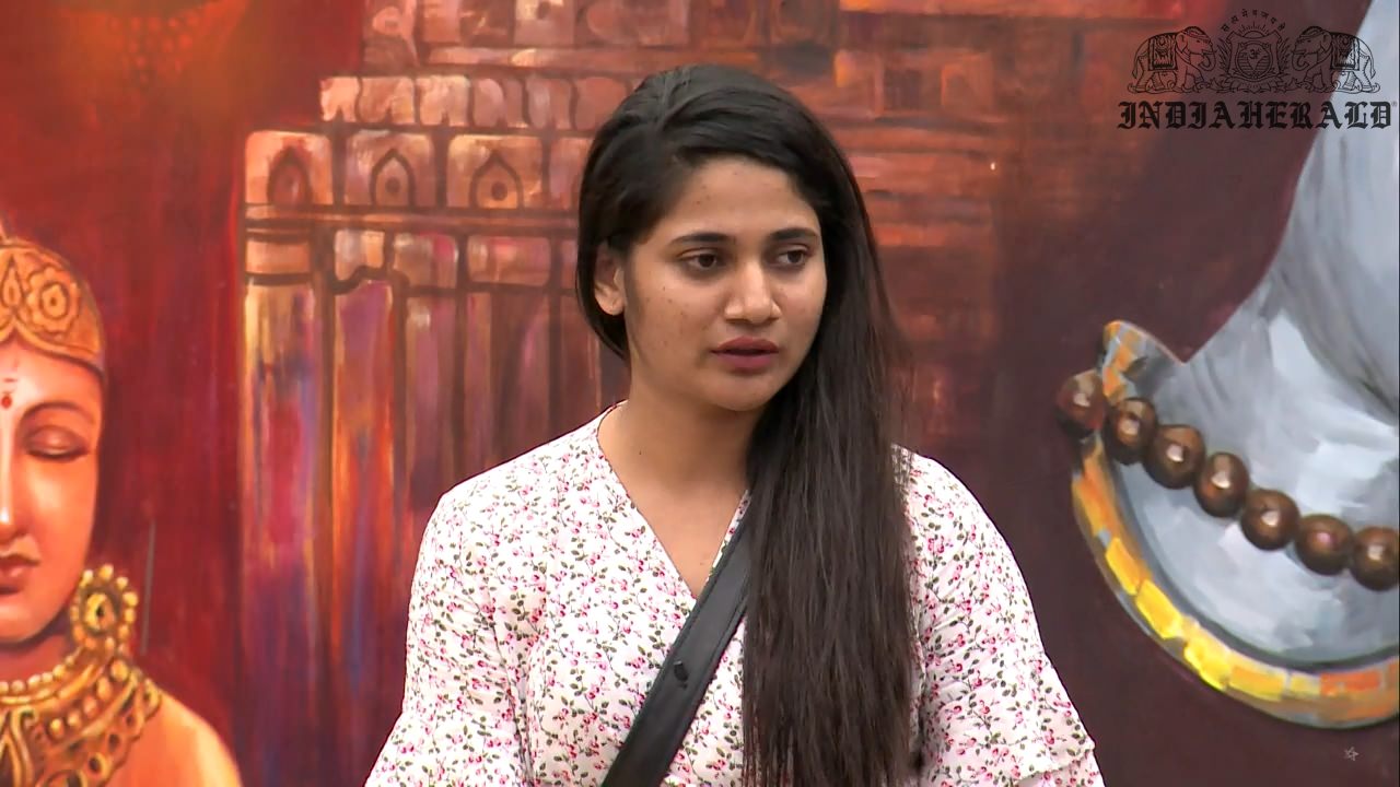 Bigg Boss Telugu Season 3 Day 43 Hot Stills Set 3