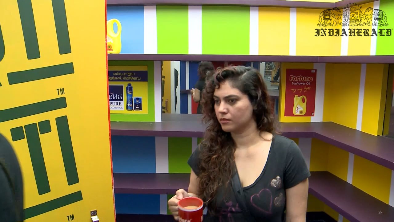 Bigg Boss Telugu Season 3 Day 43 Hot Stills Set 3