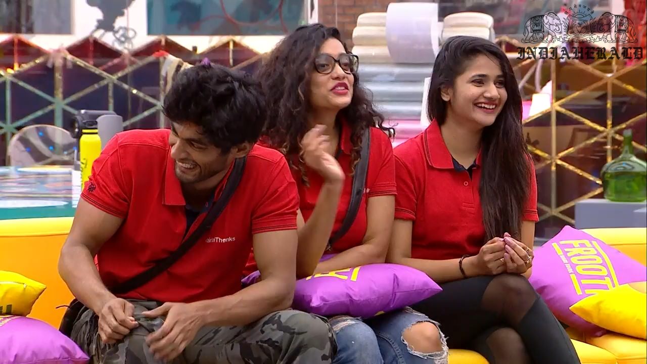 Bigg Boss Telugu Season 3 Day 43 Hot Stills Set 3