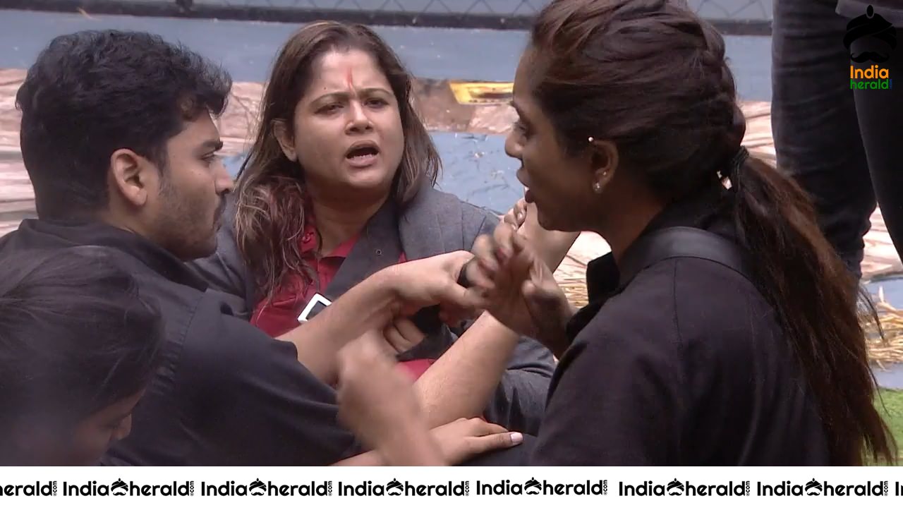 Bigg Boss Telugu Season 3 Day 45 Hot Stills Set 2