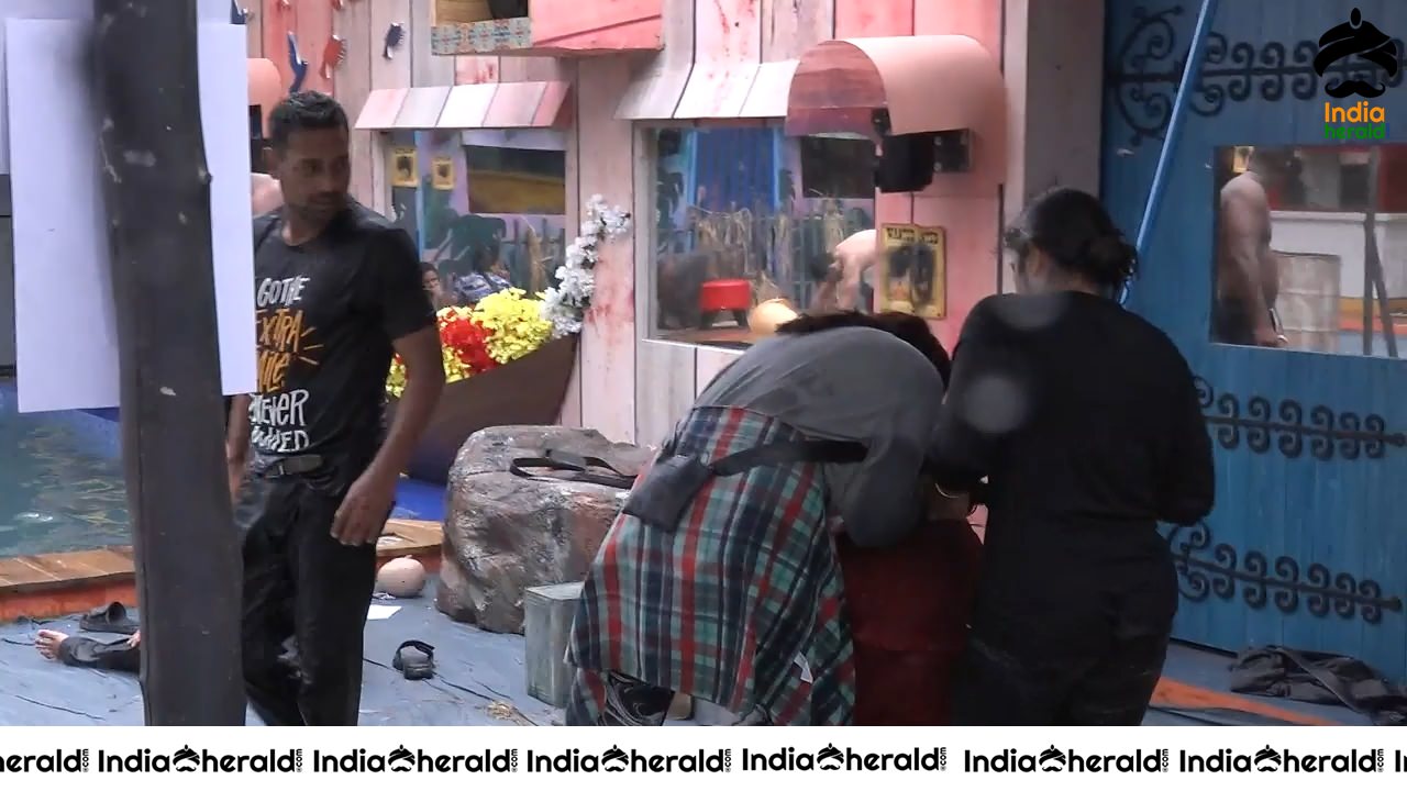 Bigg Boss Telugu Season 3 Day 45 Hot Stills Set 2