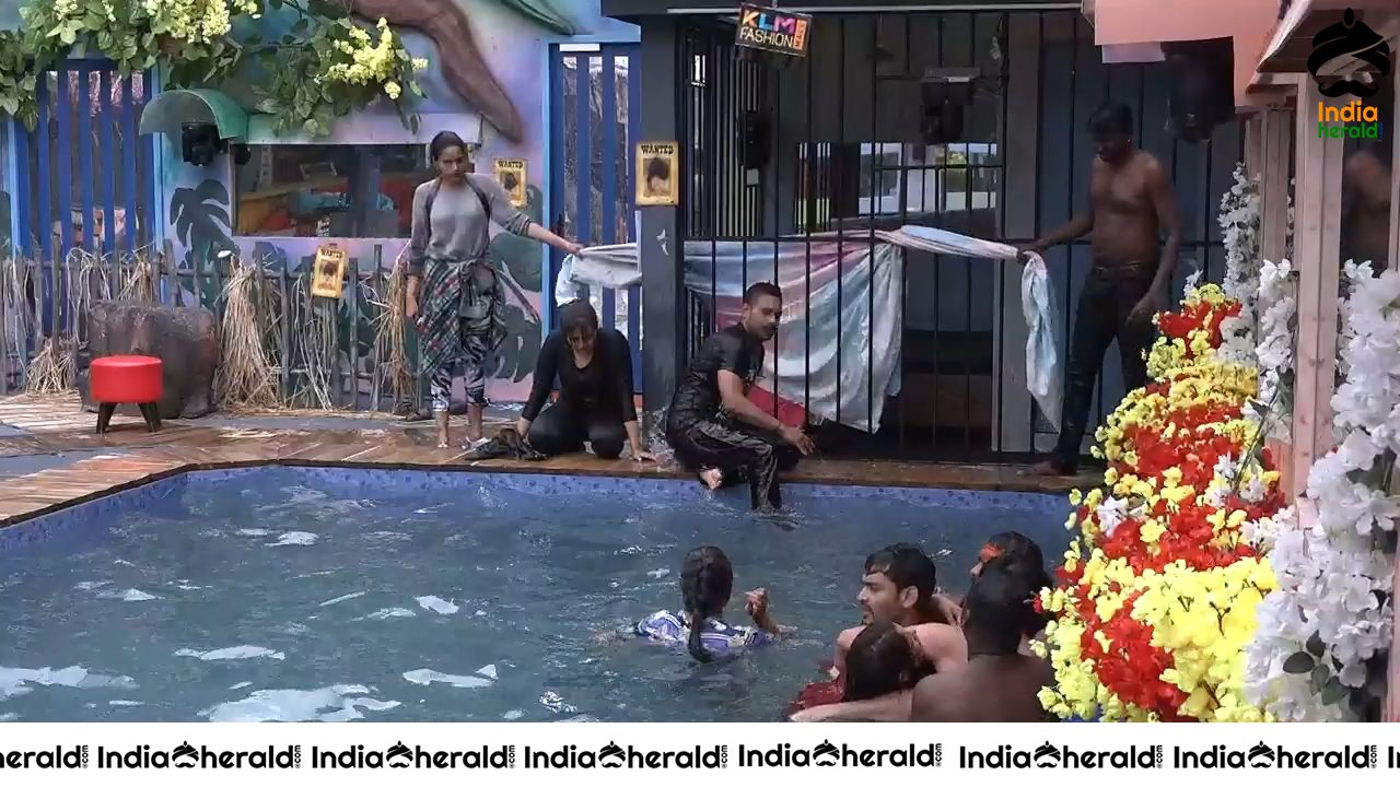 Bigg Boss Telugu Season 3 Day 45 Hot Stills Set 2