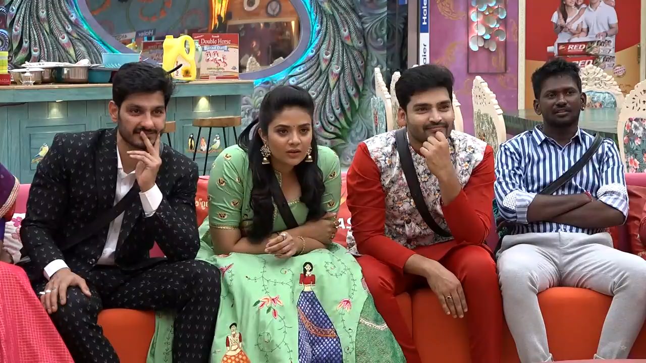 Bigg Boss Telugu Season 3 Day 49 Hot Stills Set 2