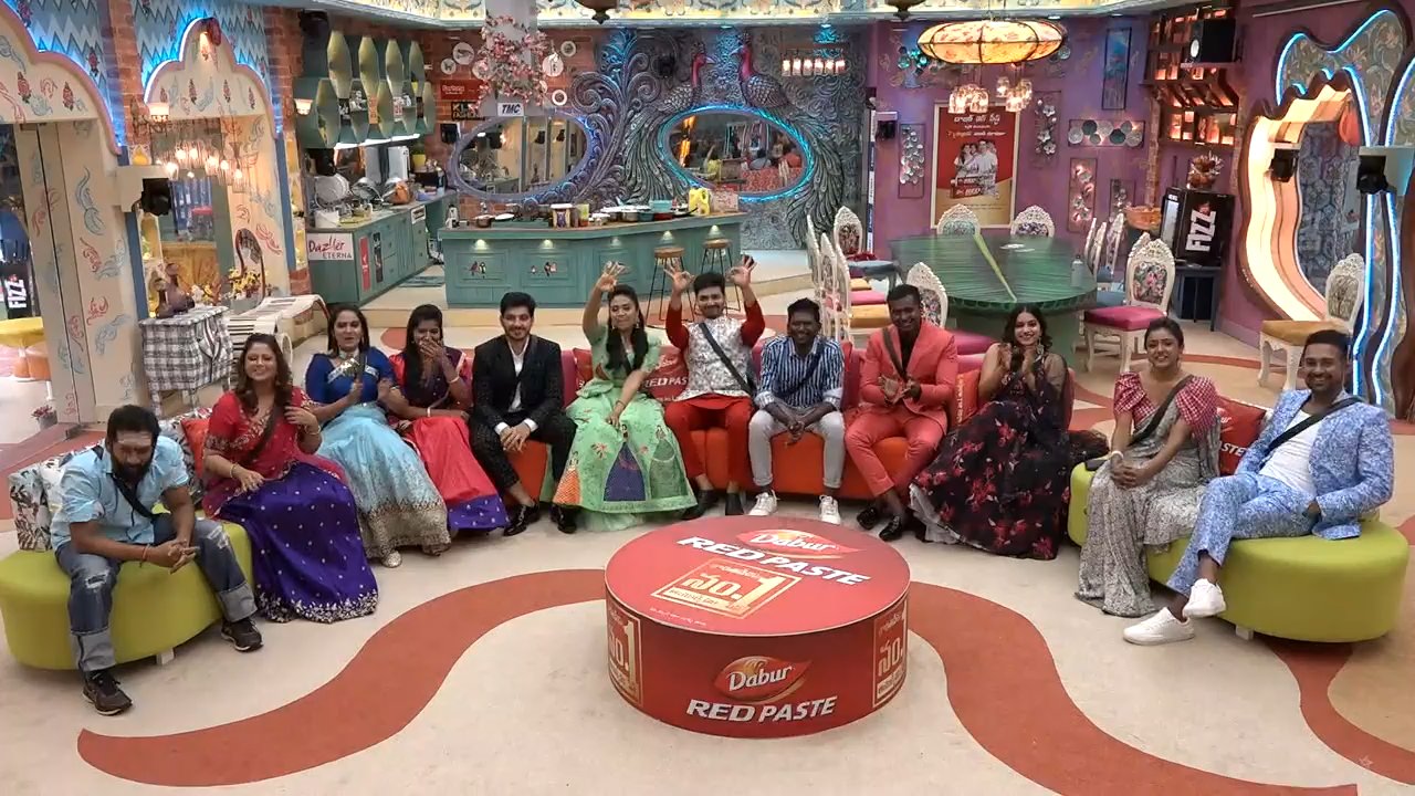 Bigg Boss Telugu Season 3 Day 49 Hot Stills Set 2