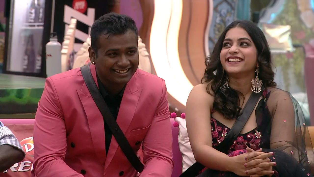 Bigg Boss Telugu Season 3 Day 49 Hot Stills Set 2