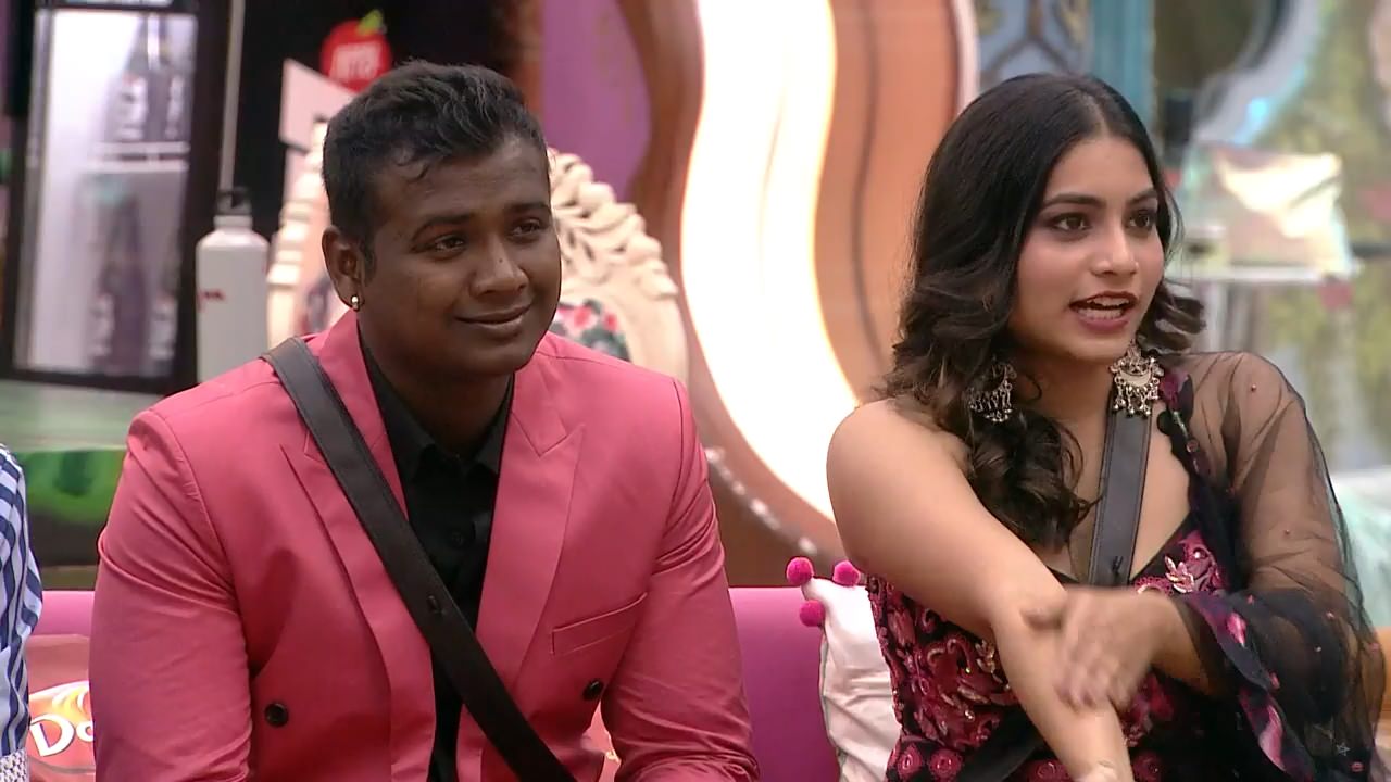 Bigg Boss Telugu Season 3 Day 49 Hot Stills Set 2