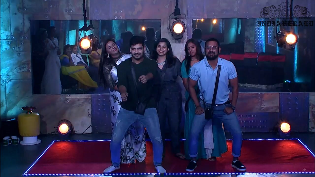 Bigg Boss Telugu Season 3 Day 5 Hot Stills Set 3