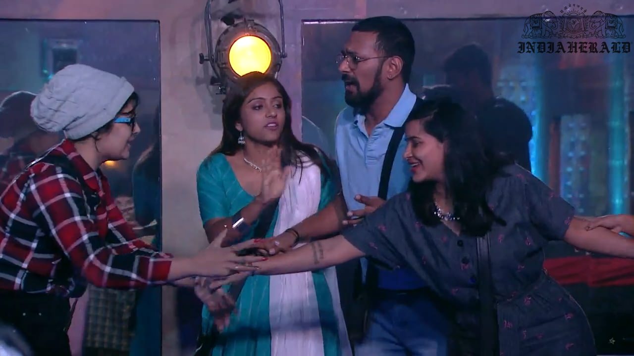 Bigg Boss Telugu Season 3 Day 5 Hot Stills Set 3