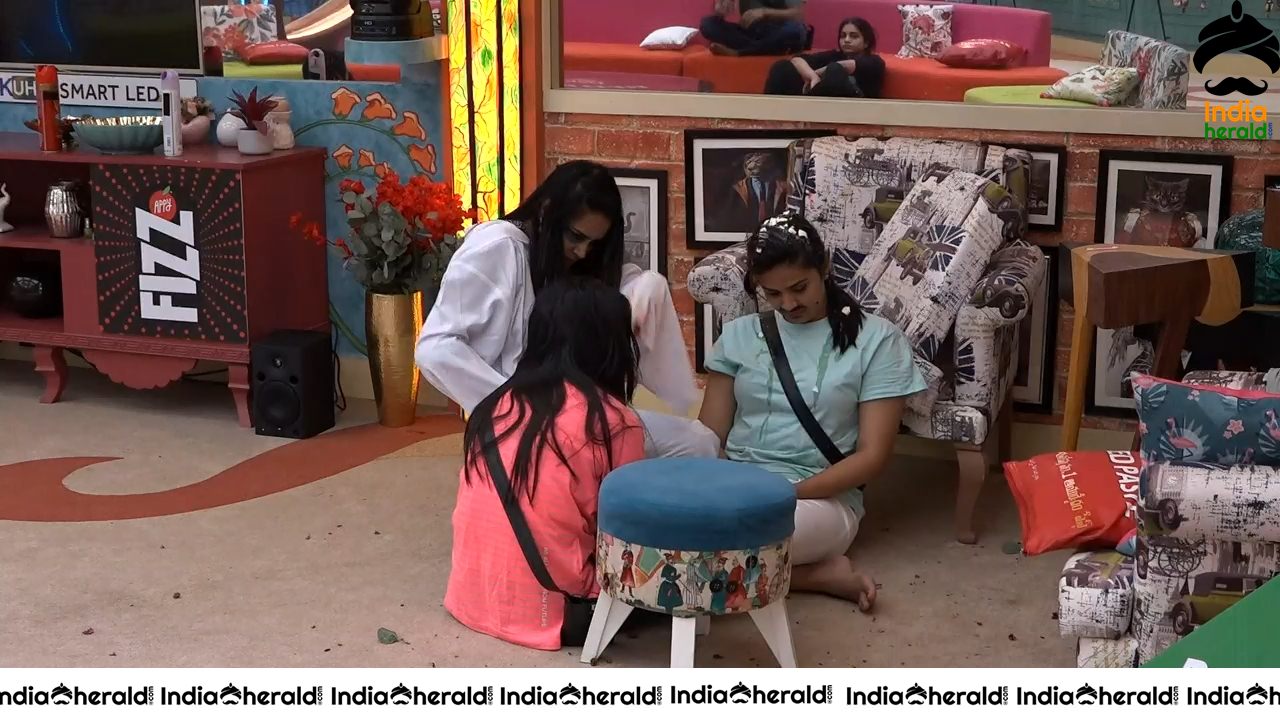 Bigg Boss Telugu Season 3 Day 51 Hot Stills Set 3