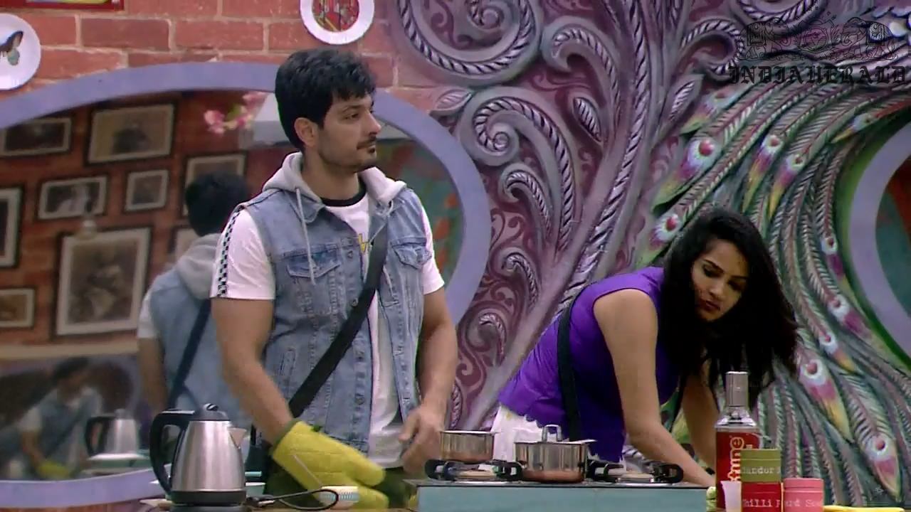 Bigg Boss Telugu Season 3 Day 8 Hot Stills Set 2