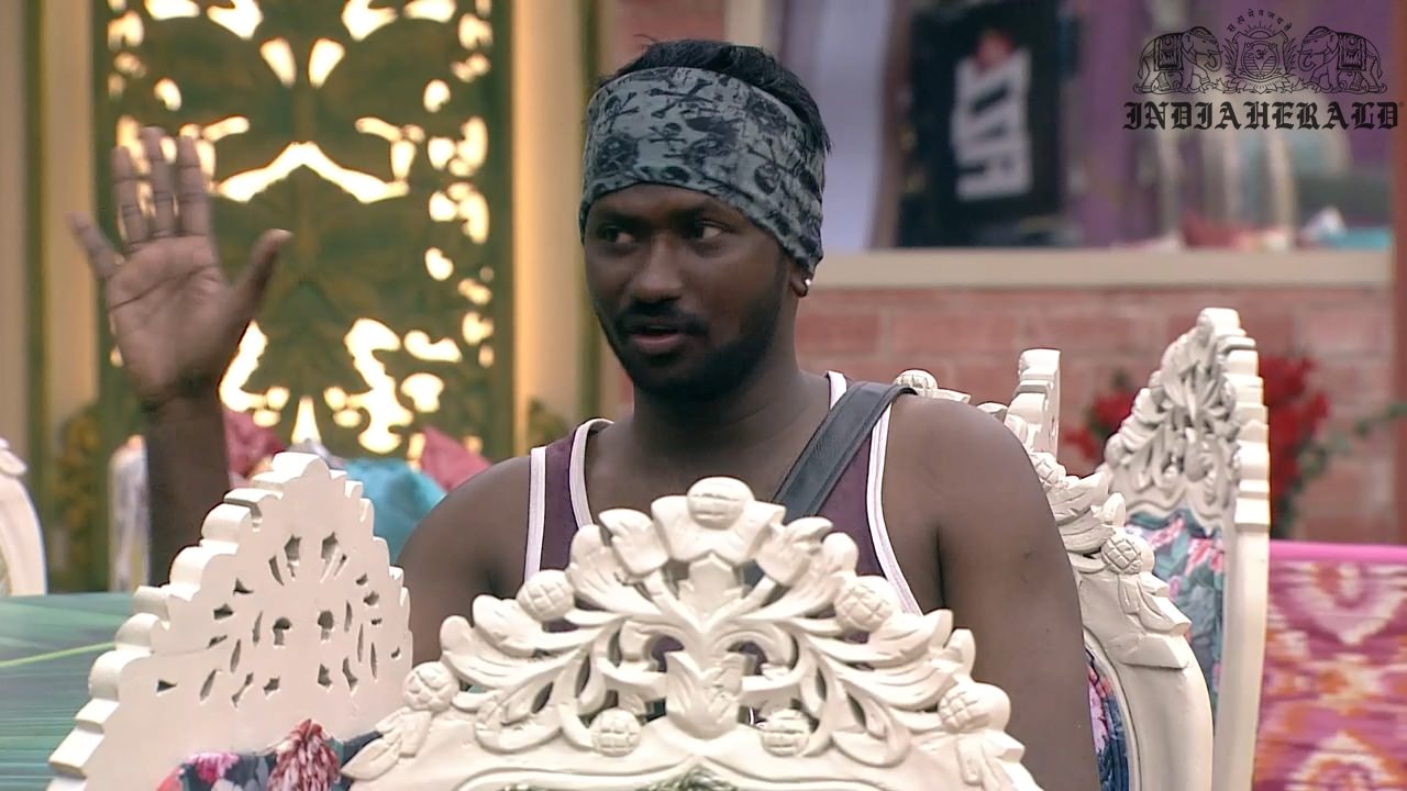 Bigg Boss Telugu Season 3 Day 9 Hot Stills Set 1