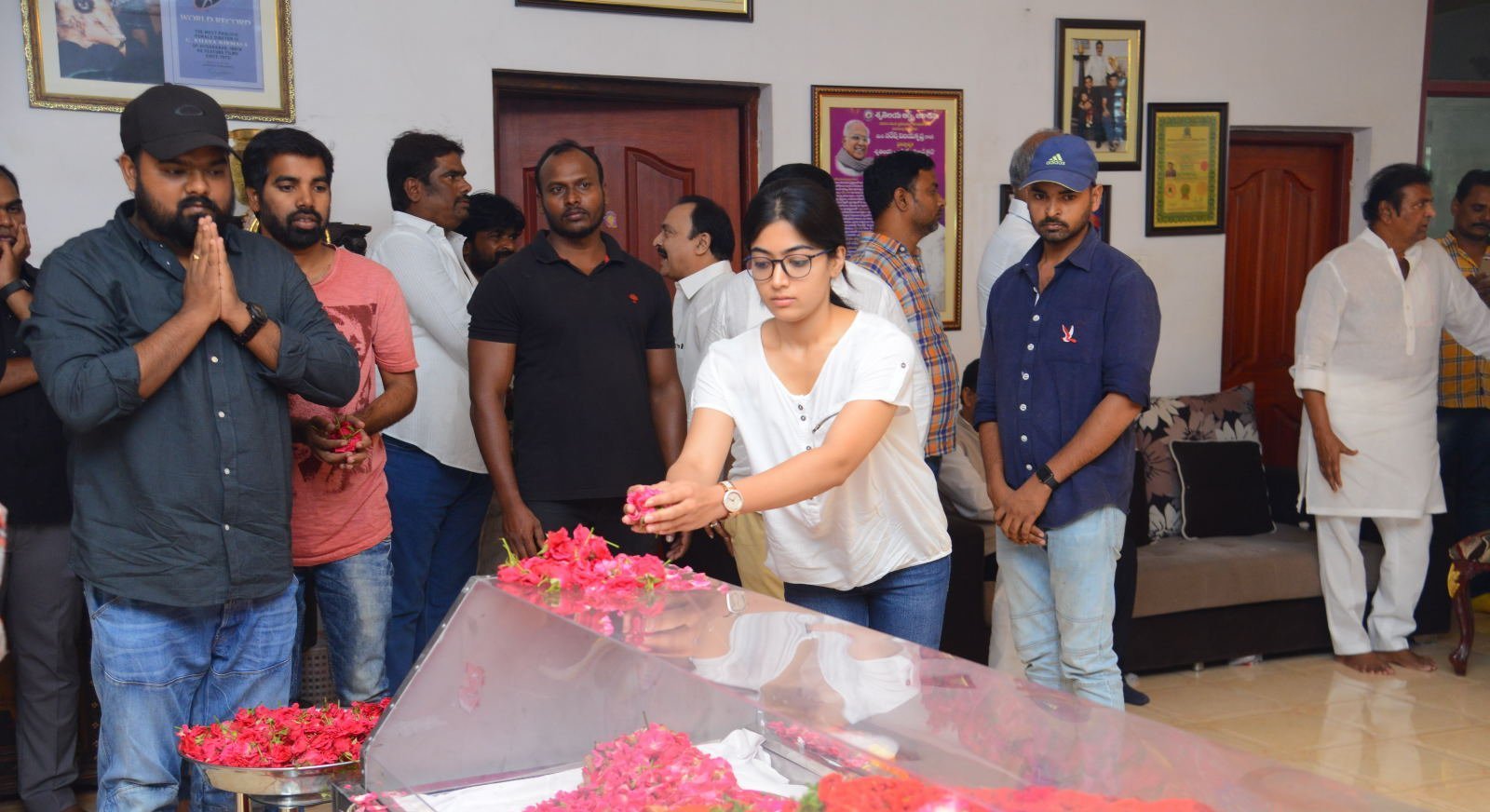 Pawan Kalyan Rashmika And Other Celebs Pay Homage To Vijaya Nirmala Garu