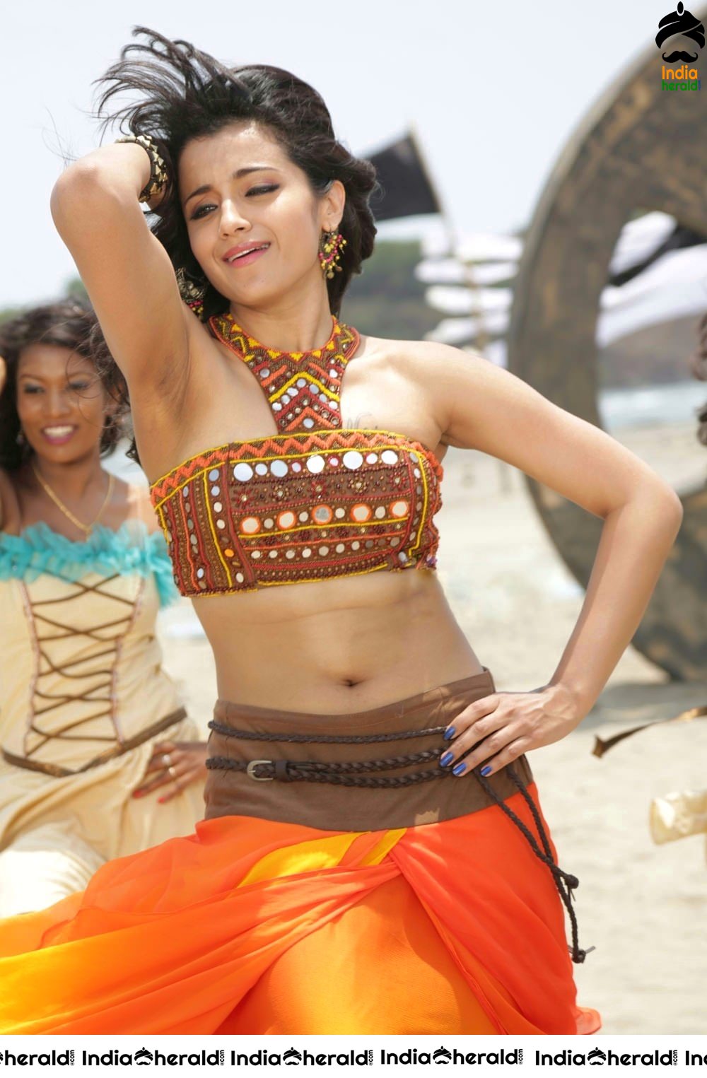 Trisha shows her Chubby Fleshy Belly and Deep Navel in these Latets Hot Photos Set 2