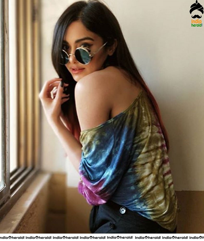 Adah Sharma Latest Hot Exposing Photos Collection to spice up your mood Set 1