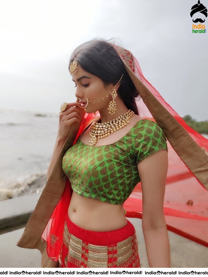 Adah Sharma Latest Hot Exposing Photos Collection to spice up your mood Set 3