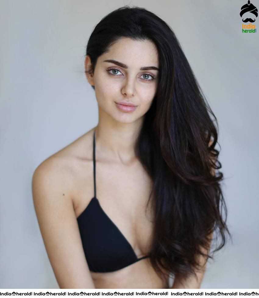 Aishwarya Rai lookalike Iranian Model Mahlagha Jaberi Hottest Photos Set 3