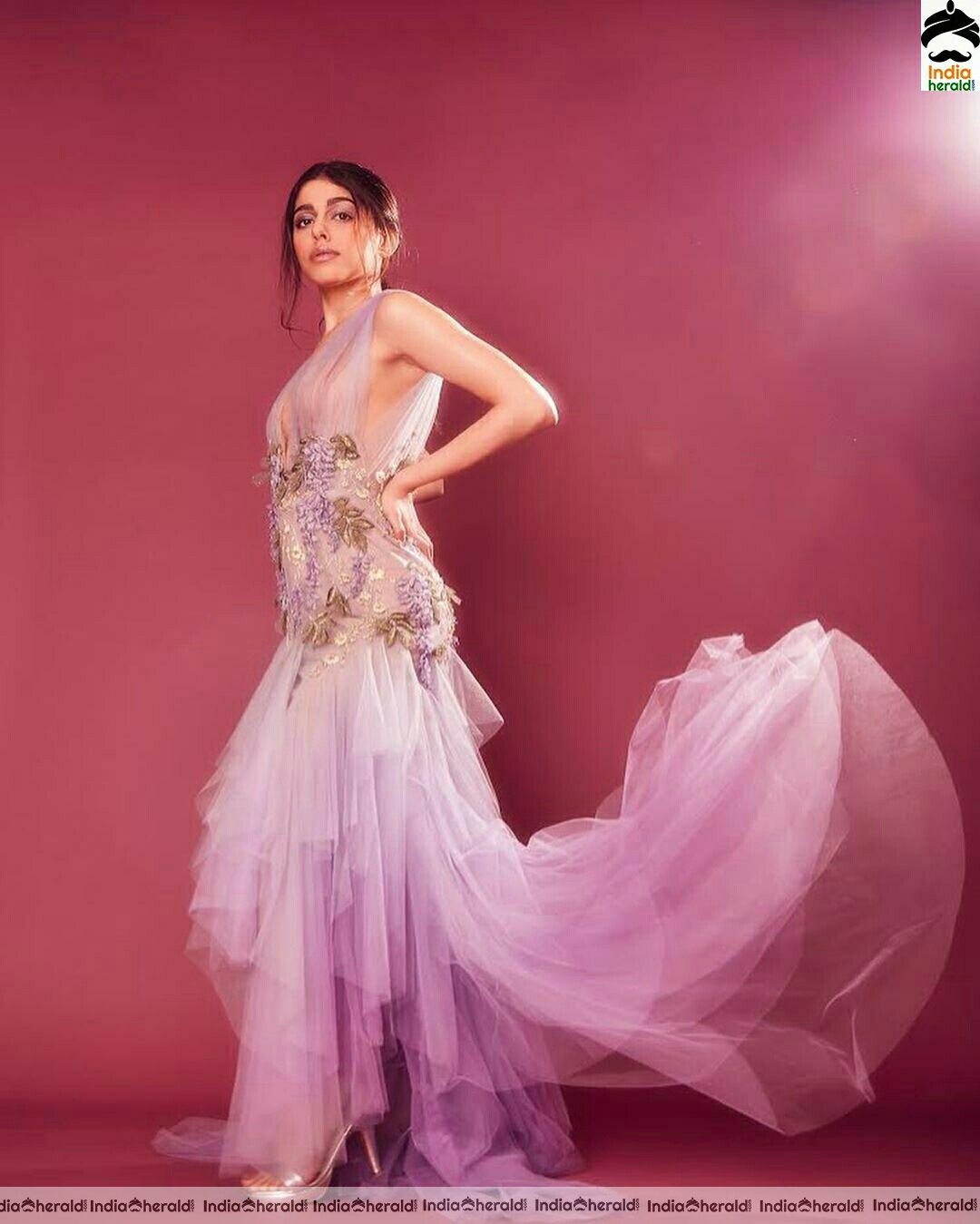 Alaya F Latest Hot Cleavage Revealing Stills