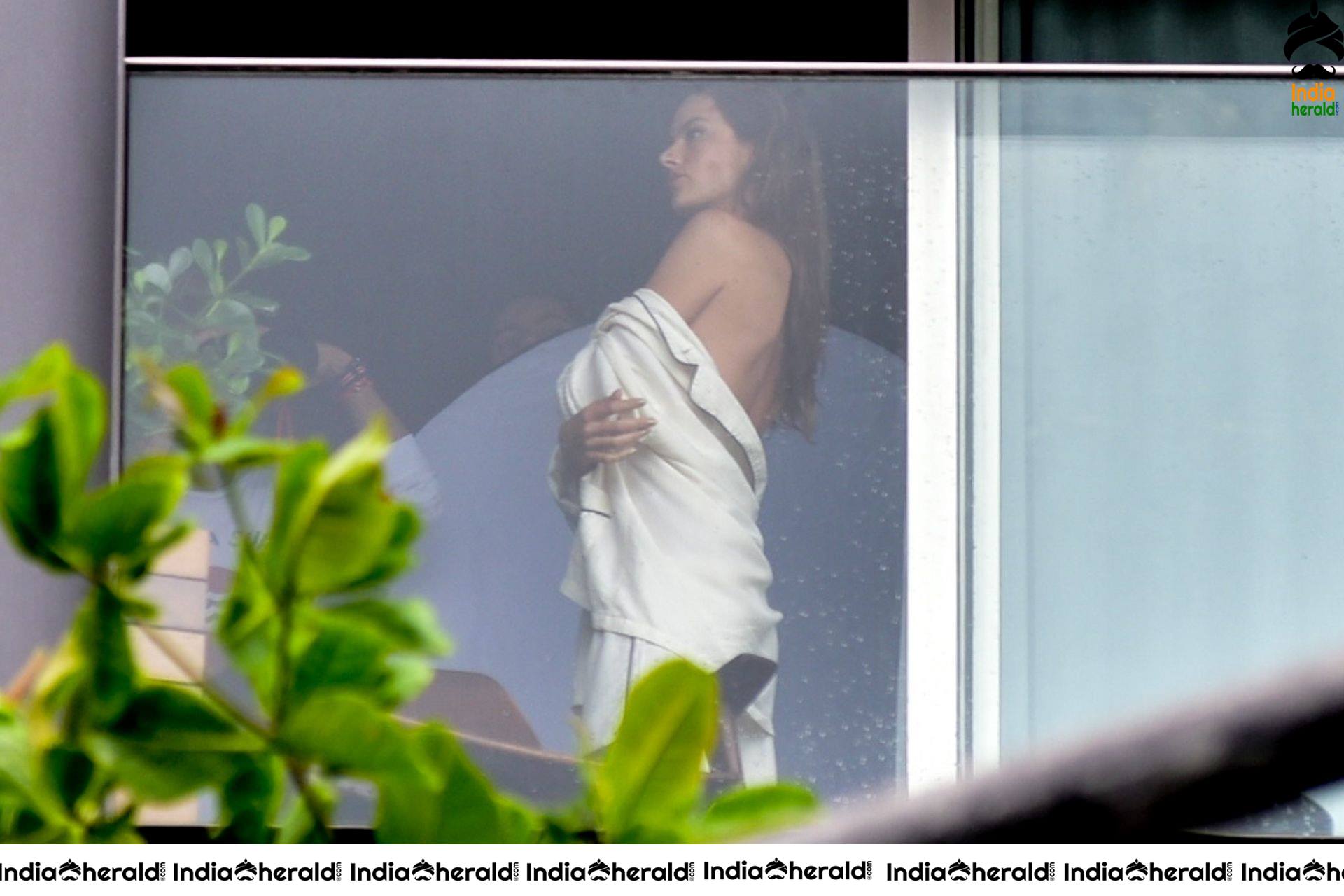 Alessandra Ambrosio an impromptu photoshoot on her hotel balcony Set 2