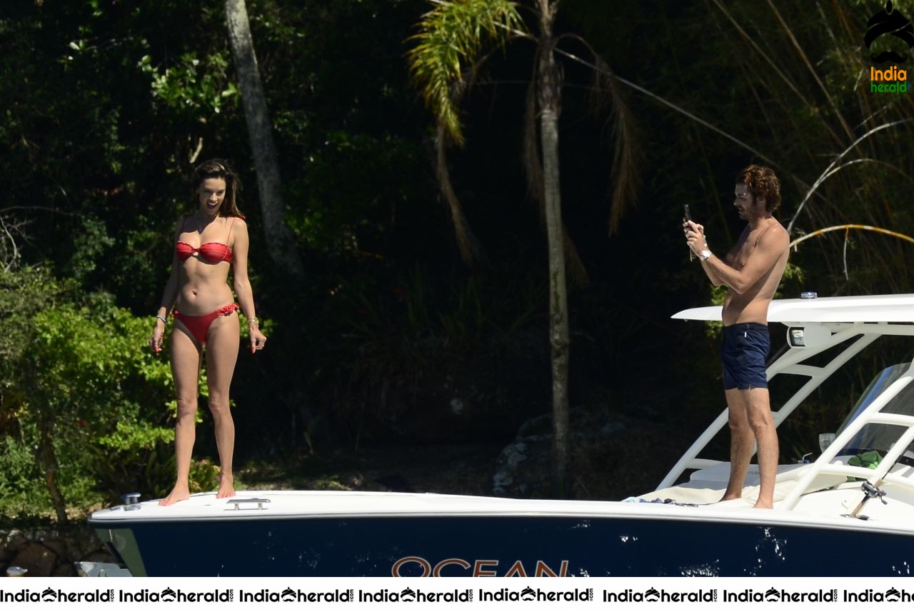 Alessandra Ambrosio caught in String Bikini while enjoying in Luxury Yacht Set 1