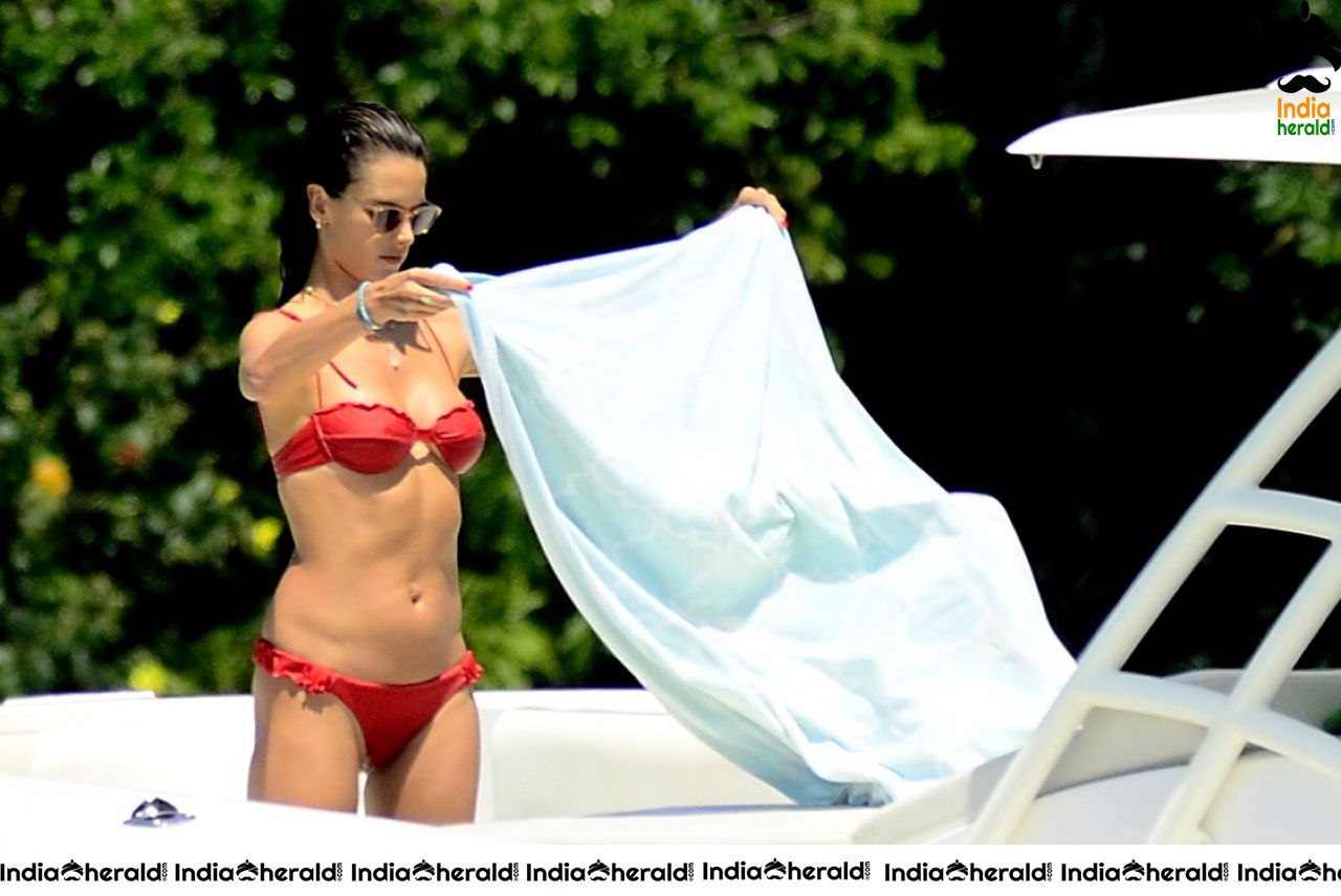 Alessandra Ambrosio caught in String Bikini while enjoying in Luxury Yacht Set 1