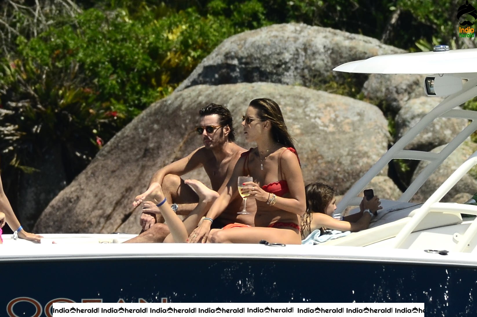 Alessandra Ambrosio caught in String Bikini while enjoying in Luxury Yacht Set 2