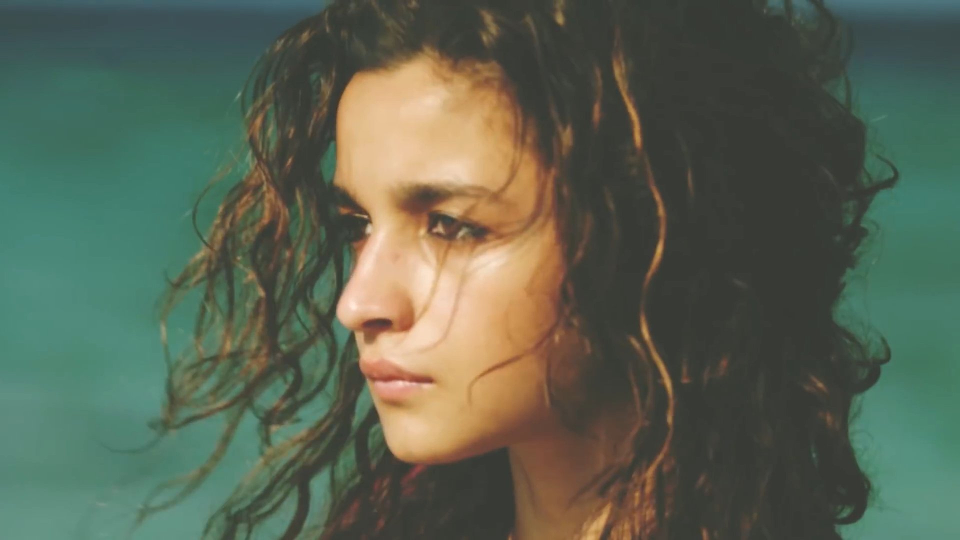 Alia Bhatt Bikini Photoshoot To Spice Up Your Mood